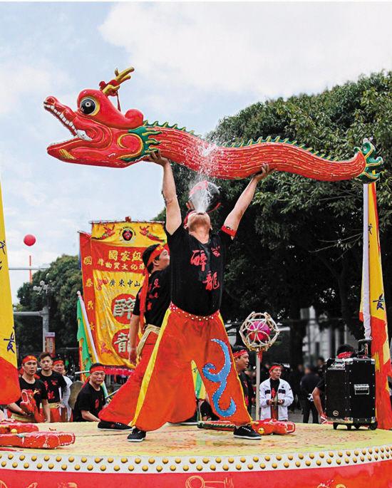 嘉陵春江鬧元宵表演，南充市“龍騰獅躍”舞龍舞獅！(圖4)